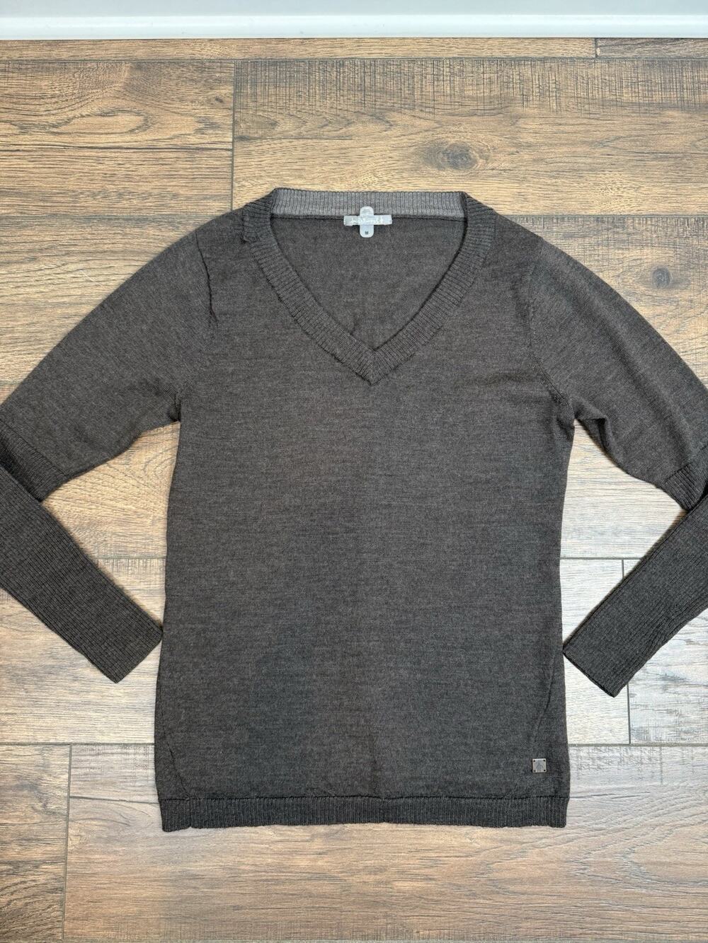 Smartwool Sweater 100% Merino Wool Women’s Medium Brown V Neck Pullover Hiking